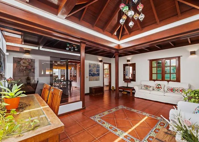 Vila Casa Arima